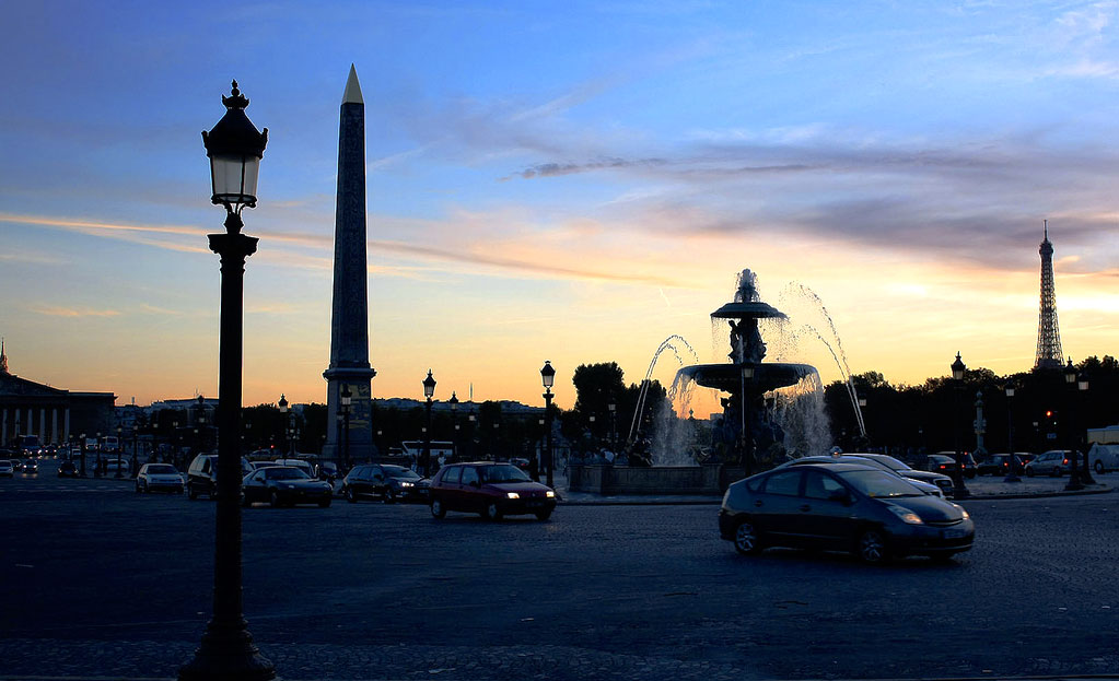 Place de la Concorde en silhouette